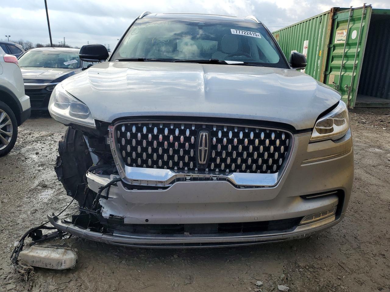 2023 LINCOLN AVIATOR BLACK LABEL photo 9
