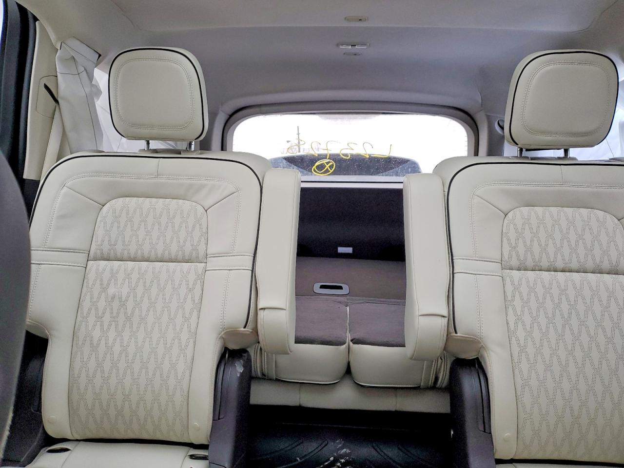 2023 LINCOLN AVIATOR BLACK LABEL photo 19