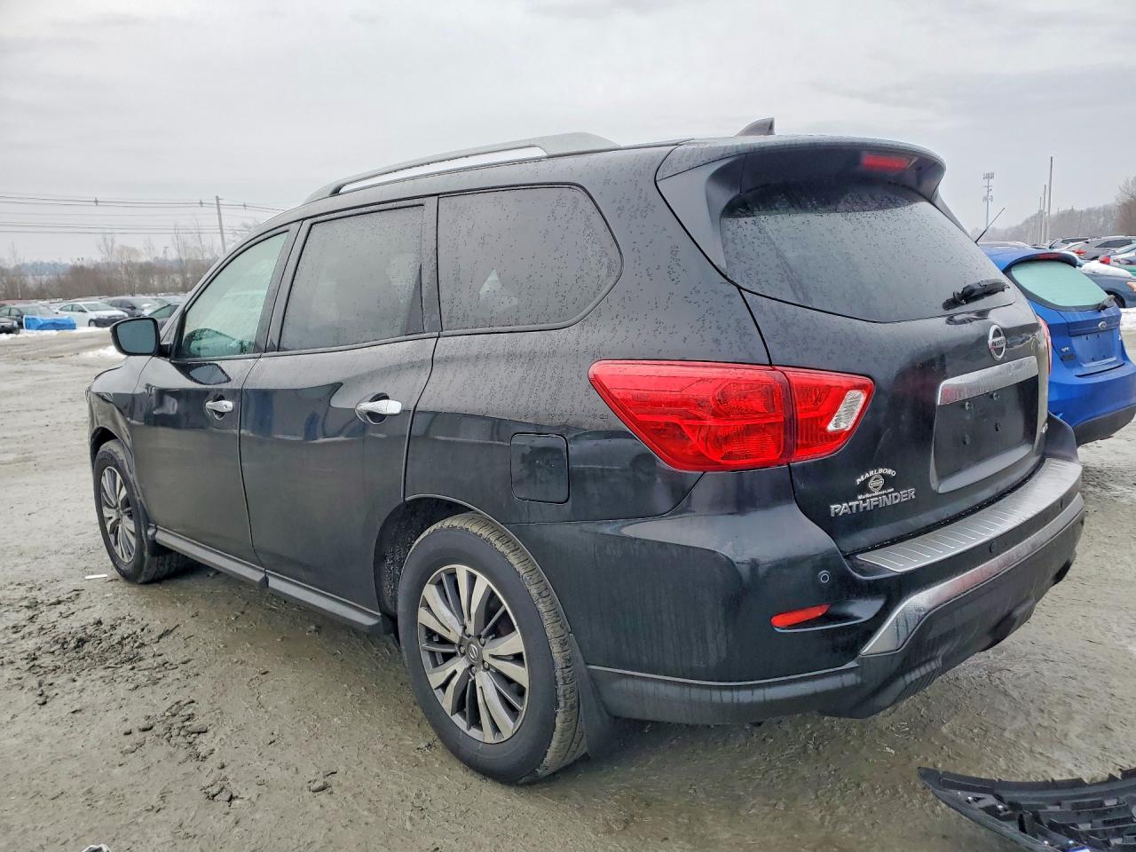 2020 NISSAN PATHFINDER S photo 3