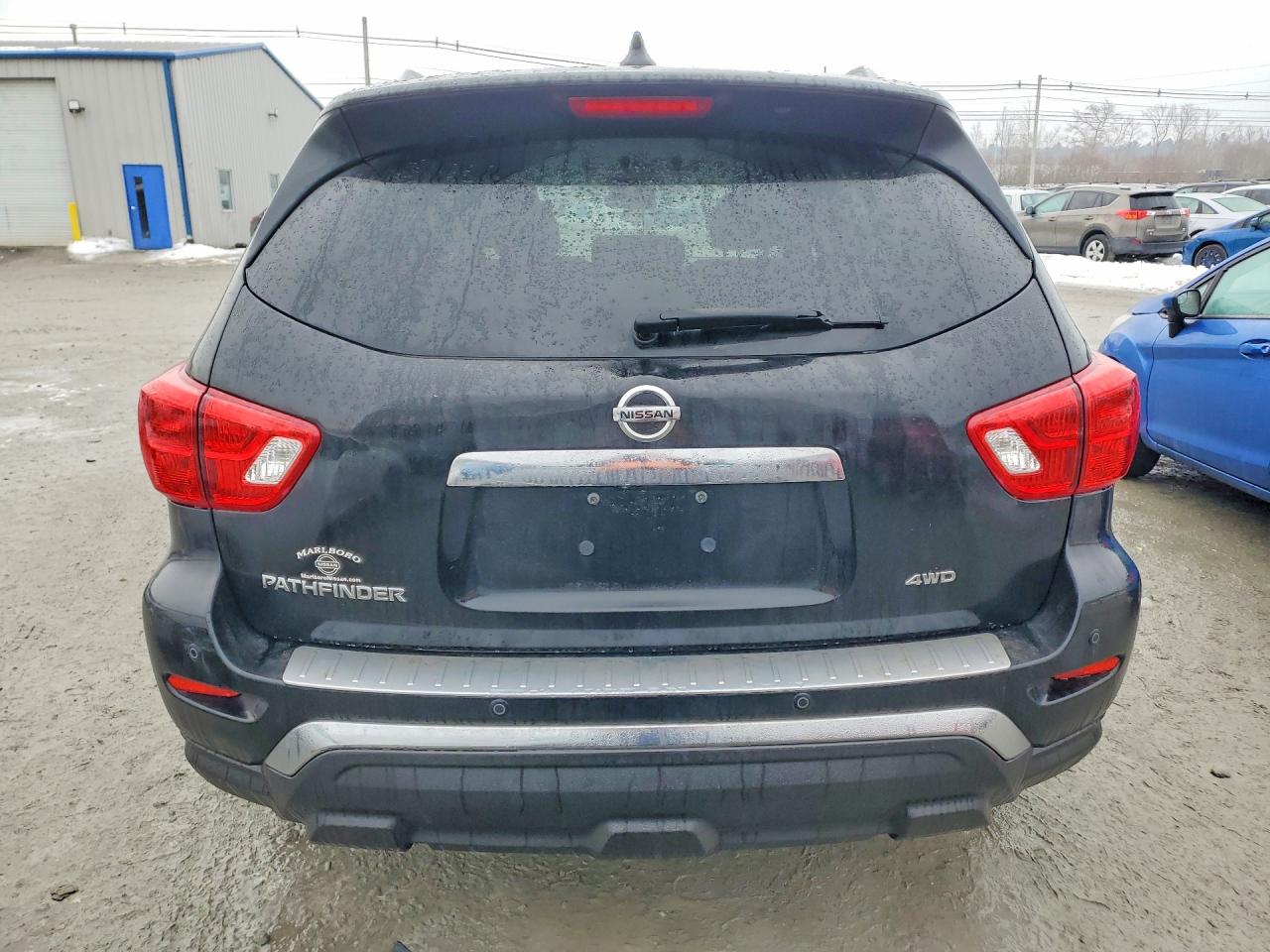 2020 NISSAN PATHFINDER S photo 11