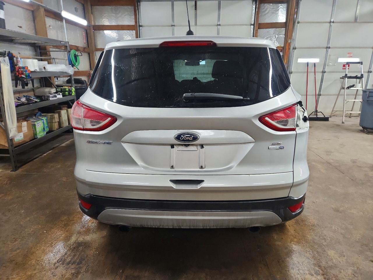 2015 FORD ESCAPE SE photo 11
