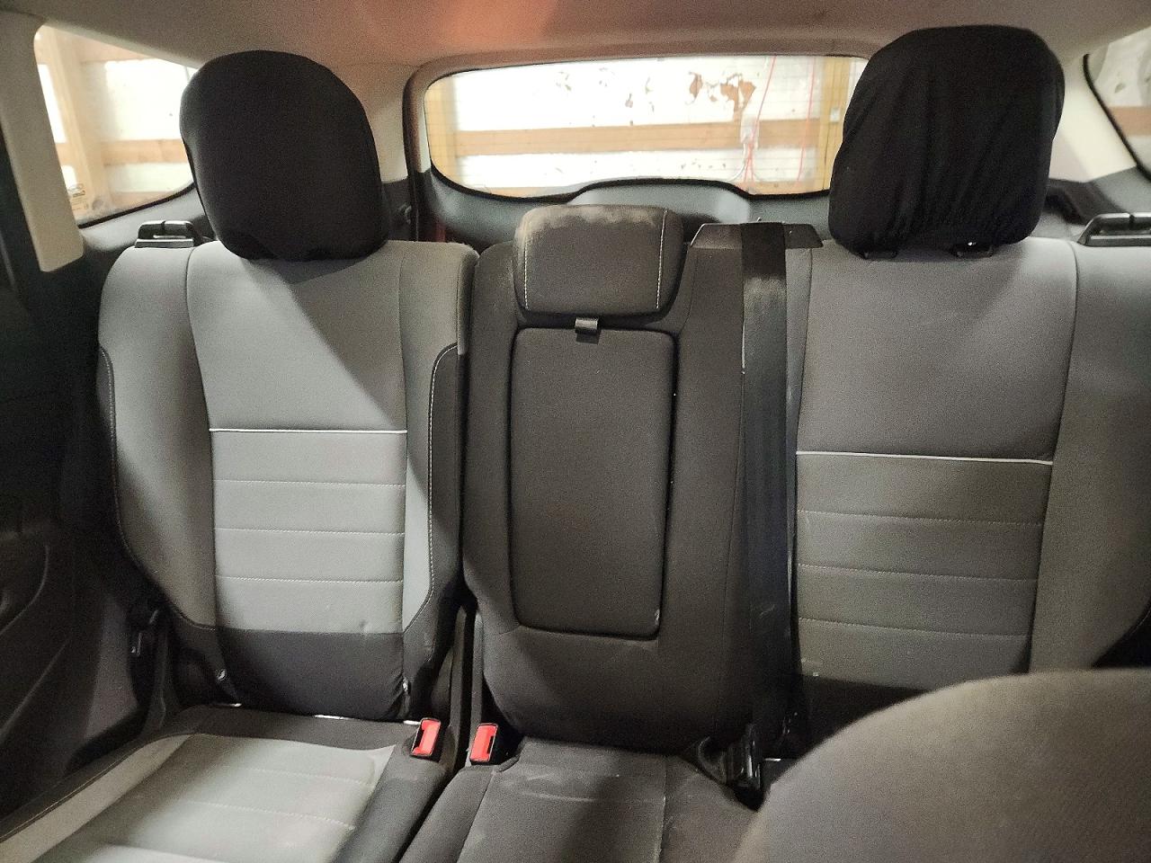 2015 FORD ESCAPE SE photo 19