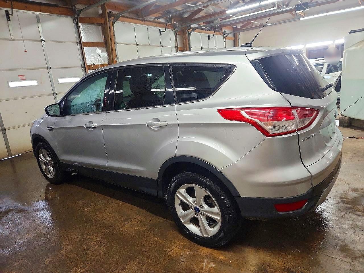 2015 FORD ESCAPE SE photo 3