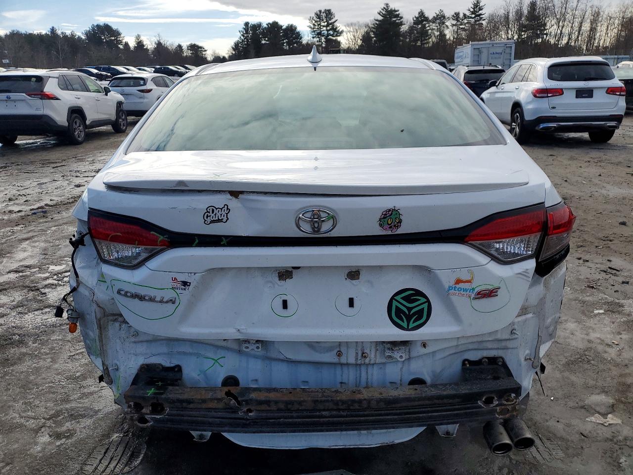 2021 TOYOTA COROLLA SE photo 6