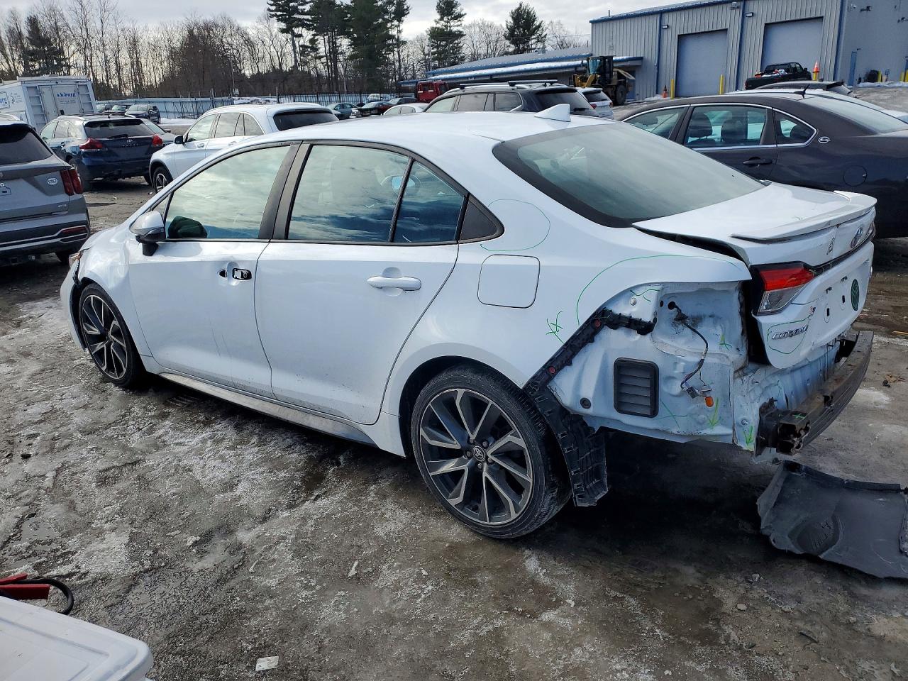 2021 TOYOTA COROLLA SE photo 2