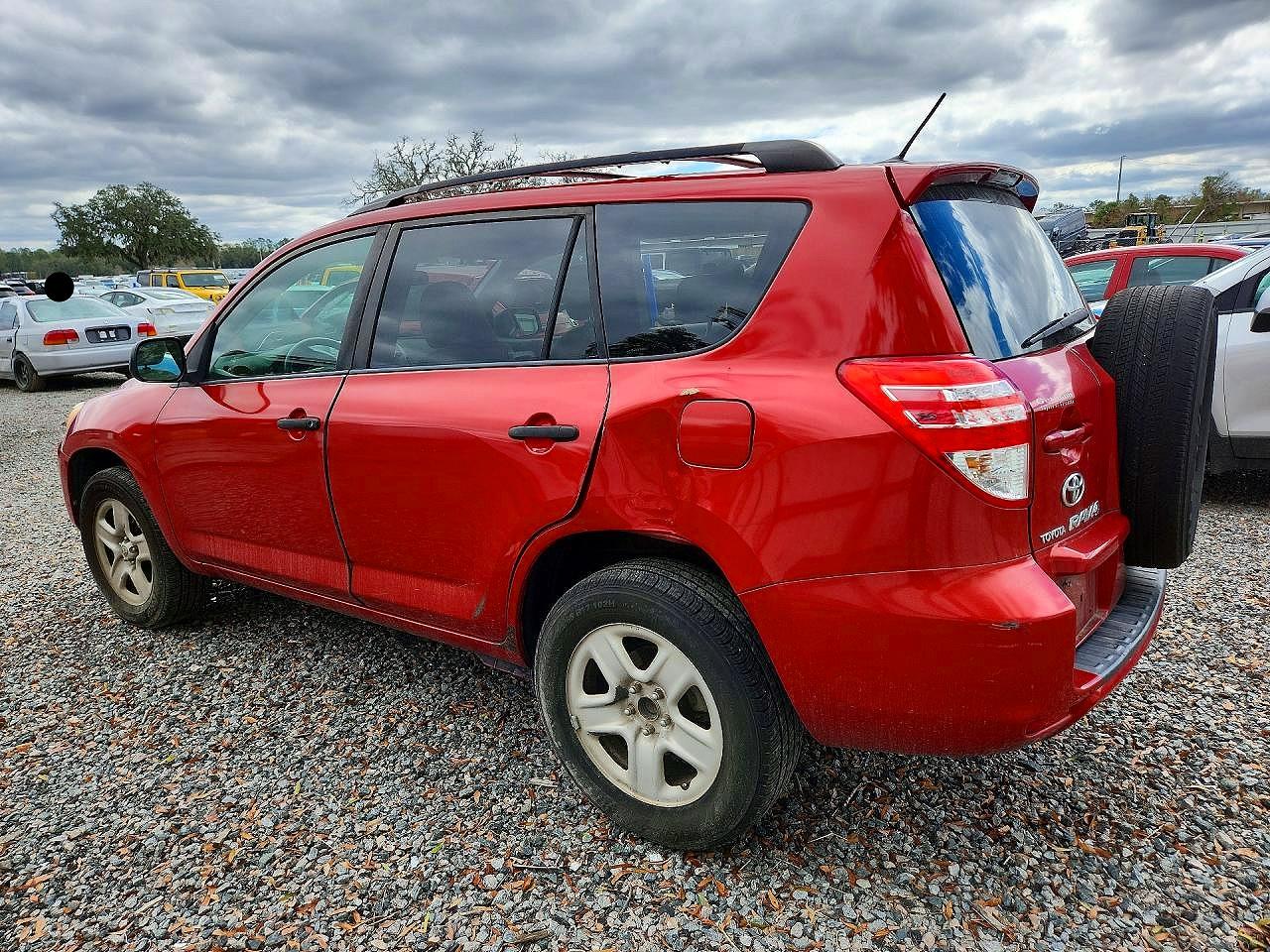 2010 TOYOTA RAV4 photo 3