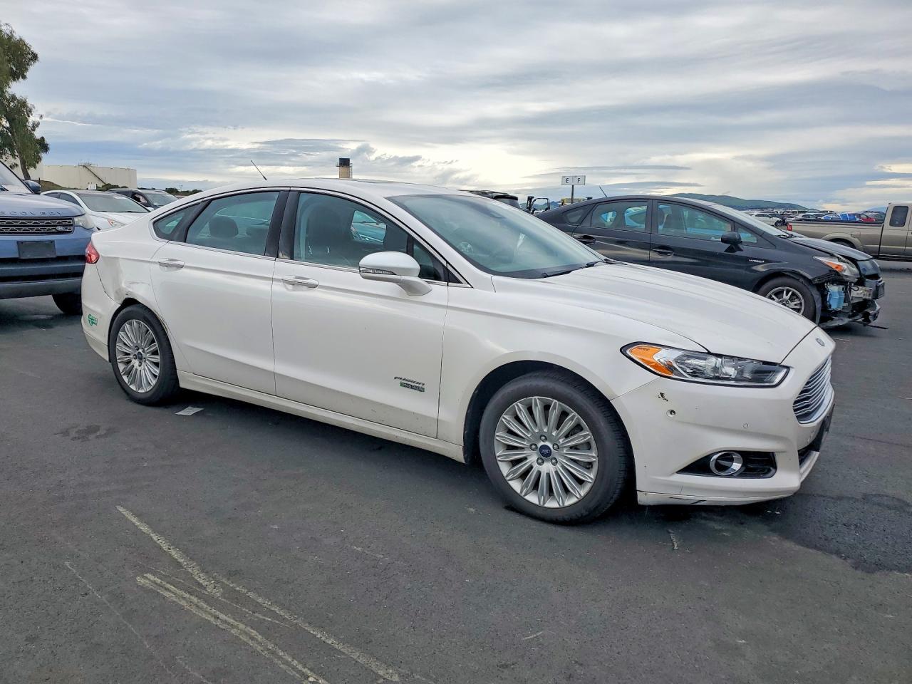 2013 FORD FUSION TITANIUM PHEV photo 4
