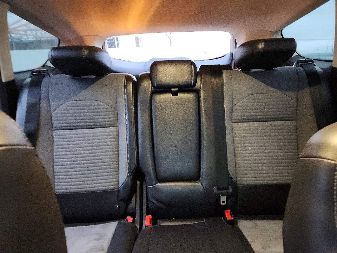 2017 FORD ESCAPE SE photo 10