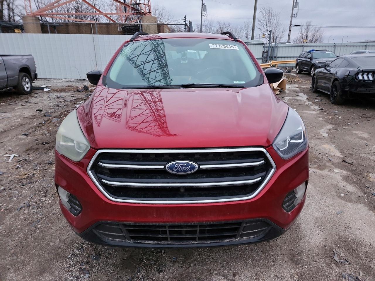 2017 FORD ESCAPE SE photo 5