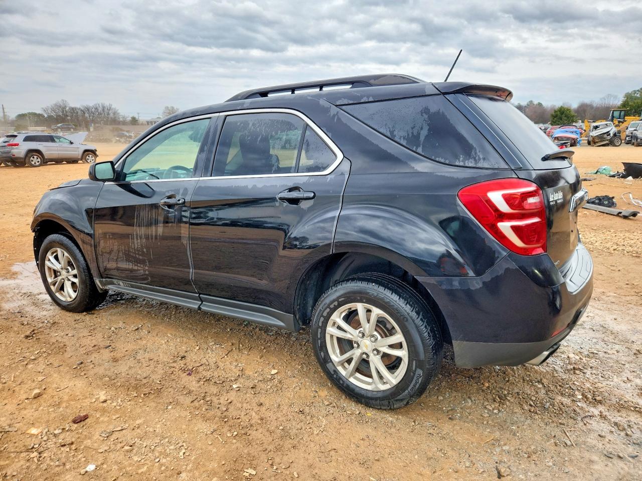 2016 CHEVROLET EQUINOX LT photo 2