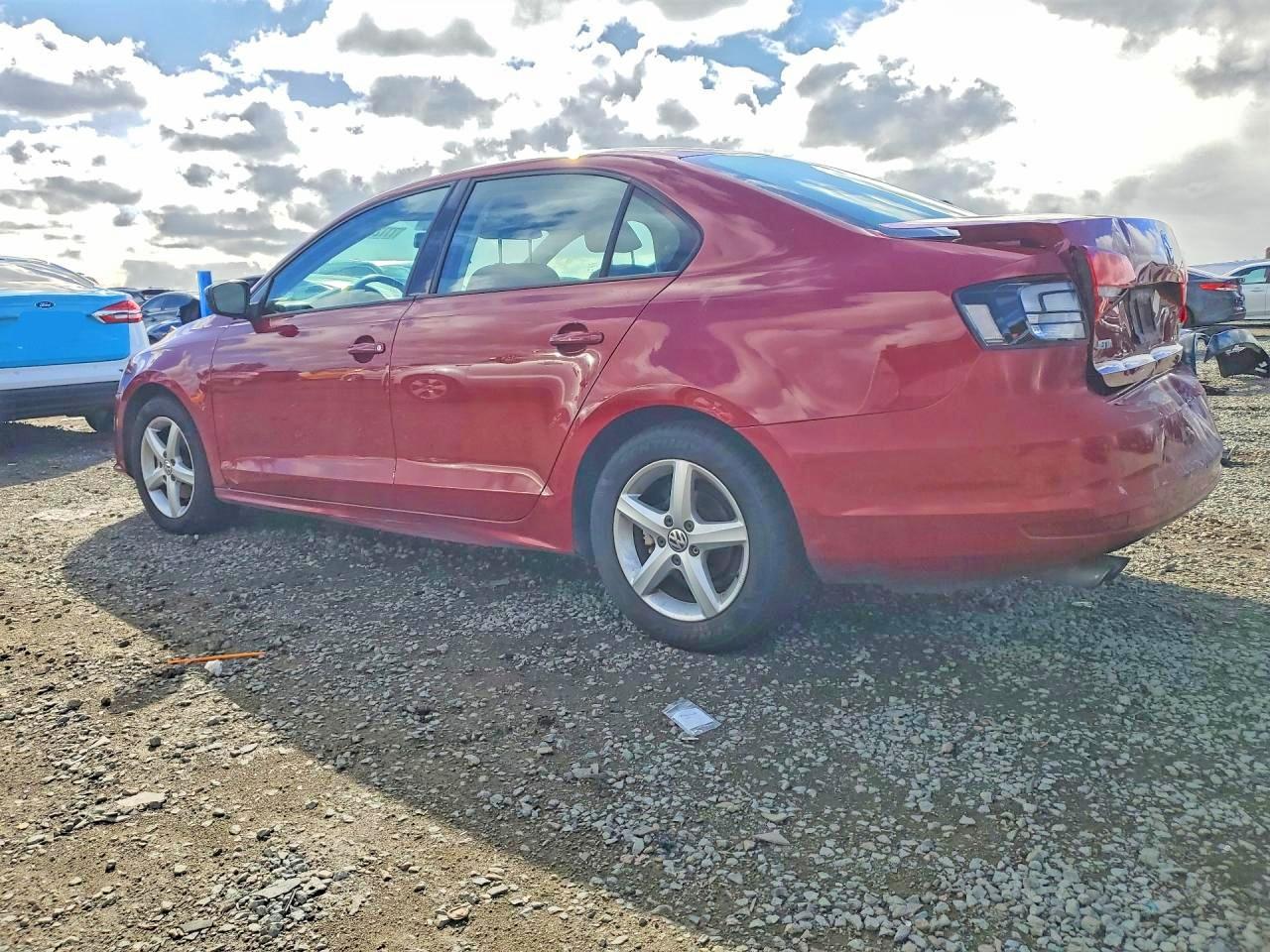 2016 VOLKSWAGEN JETTA S photo 2