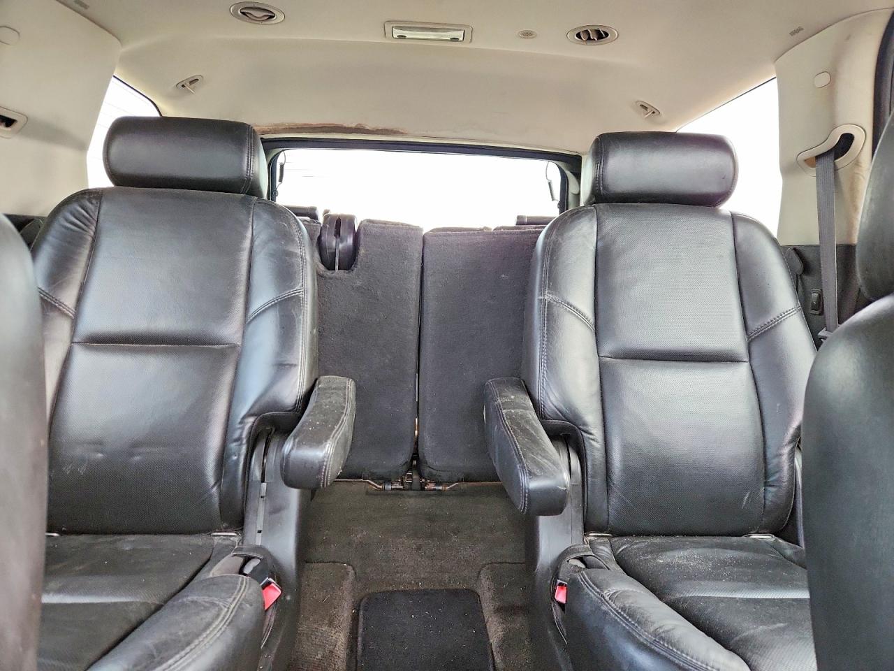 2007 CADILLAC ESCALADE LUXURY photo 10