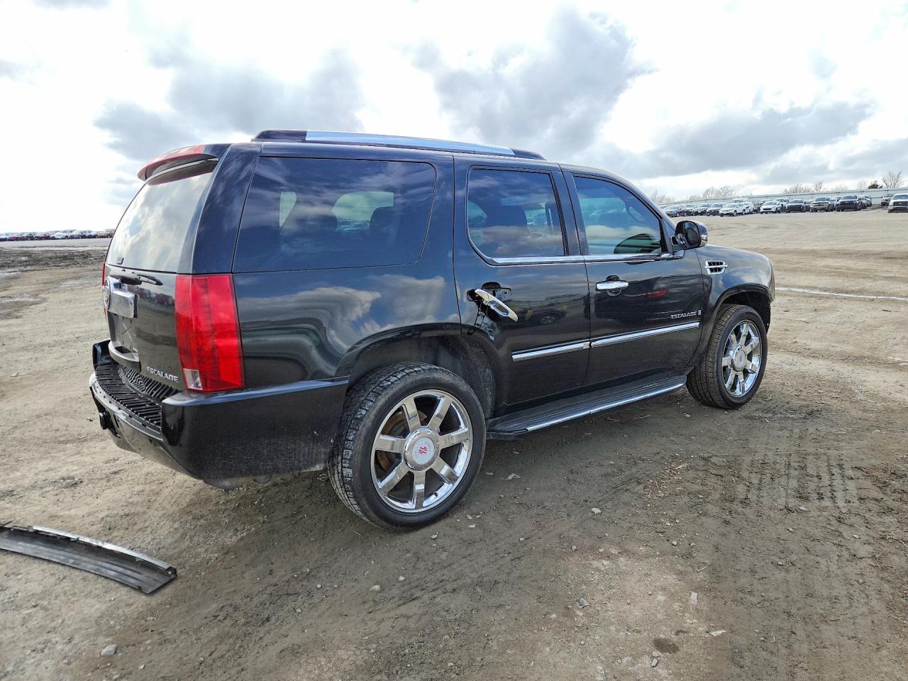 2007 CADILLAC ESCALADE LUXURY photo 3