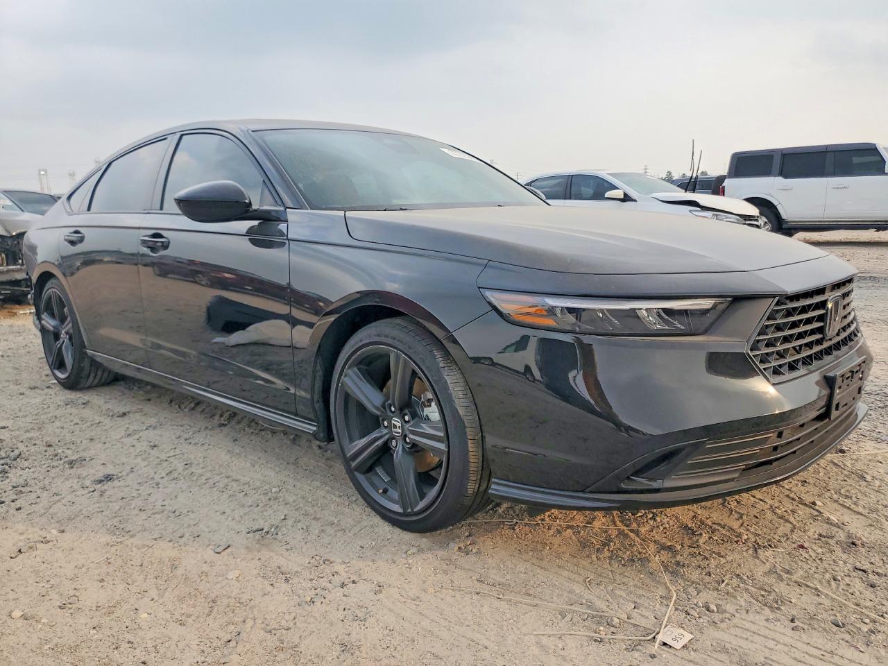 2025 HONDA ACCORD HYBRID SPORT-L photo 4