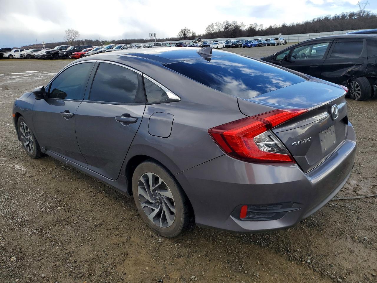 2017 HONDA CIVIC EX photo 2