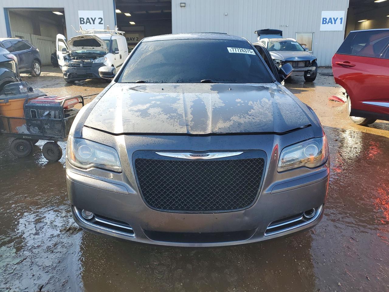 2014 CHRYSLER 300 S photo 9