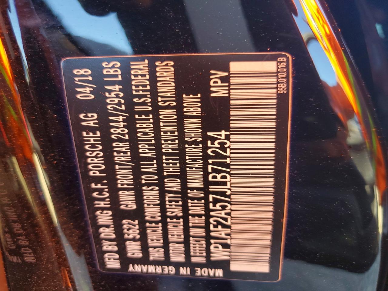 2018 PORSCHE MACAN TURBO photo 27