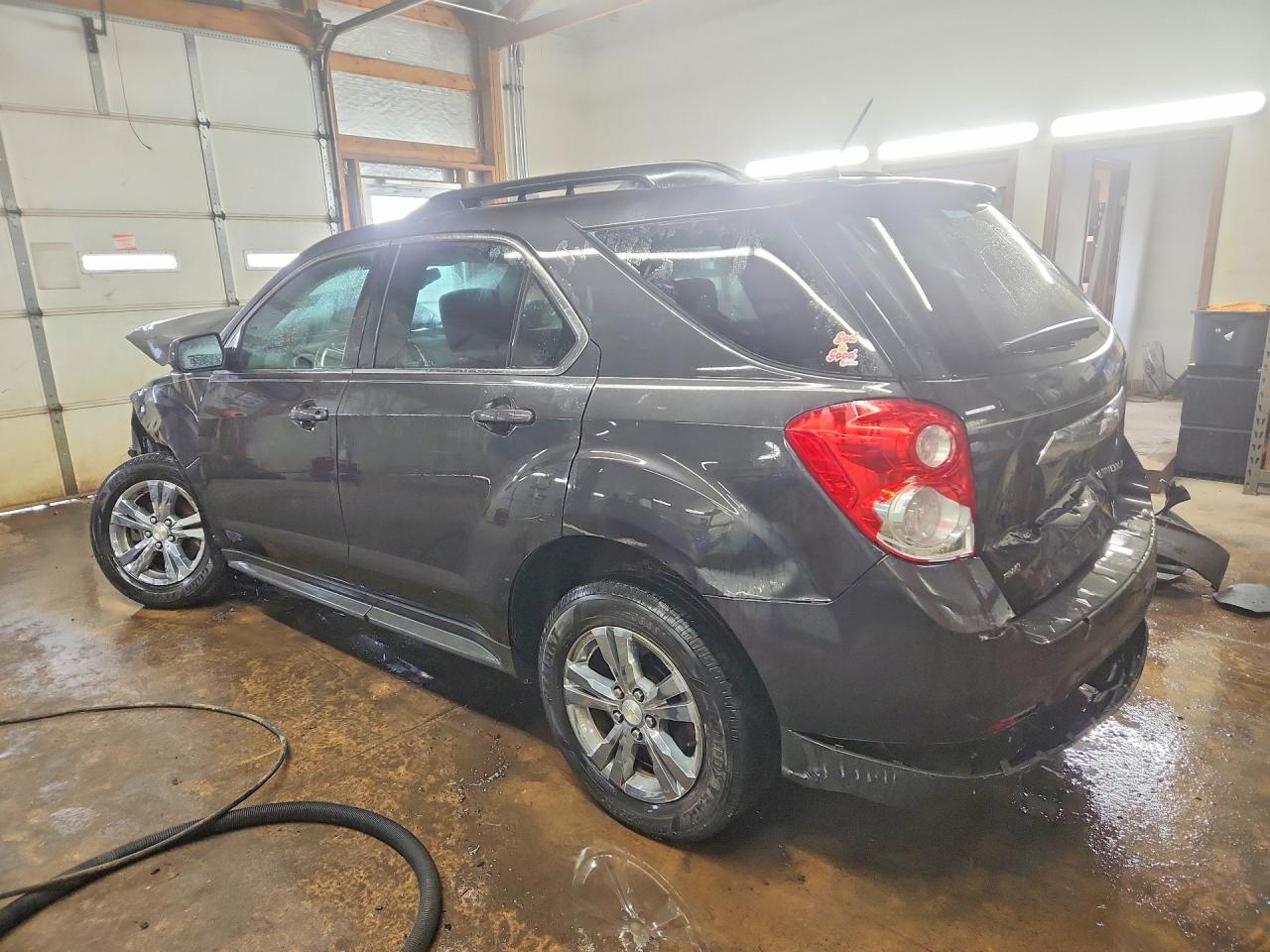 2015 CHEVROLET EQUINOX LT photo 2