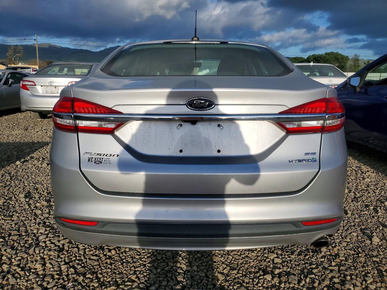 2017 FORD FUSION SE HYBRID photo 6