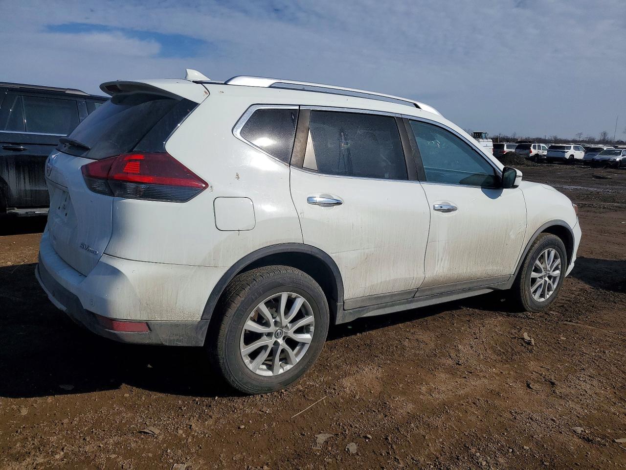 2020 NISSAN ROGUE SV photo 5