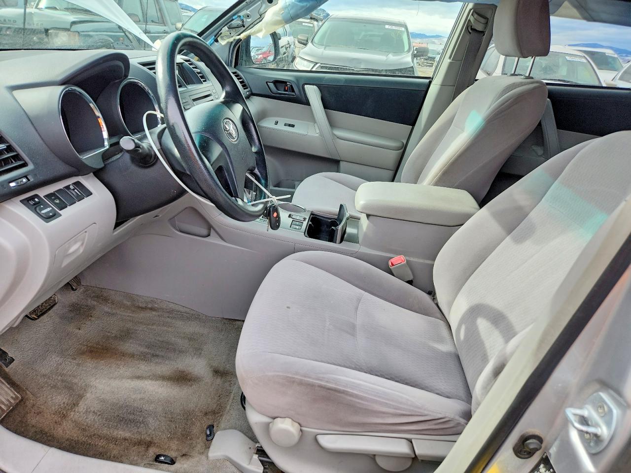 2009 TOYOTA HIGHLANDER BASE photo 7
