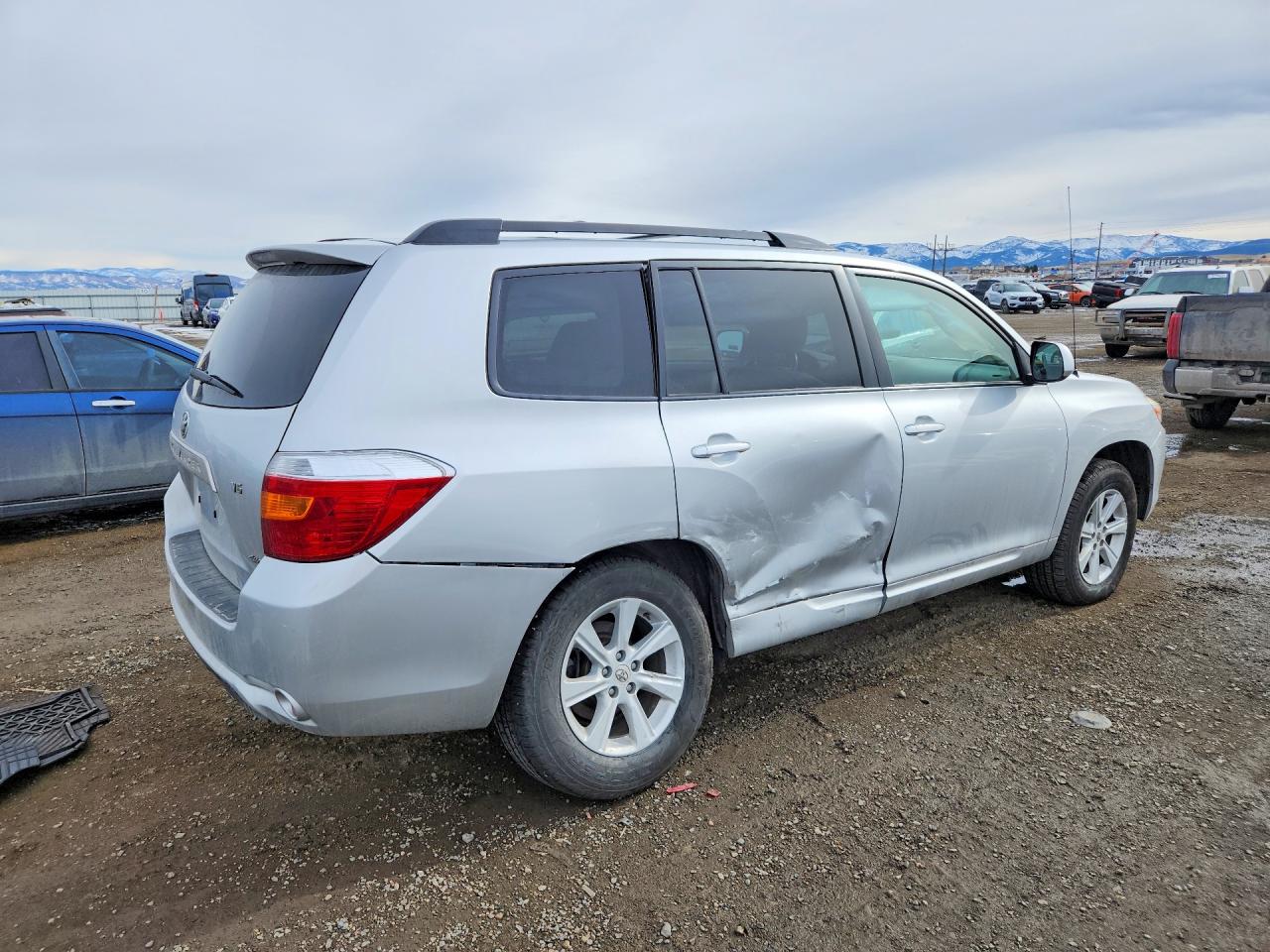 2009 TOYOTA HIGHLANDER BASE photo 3