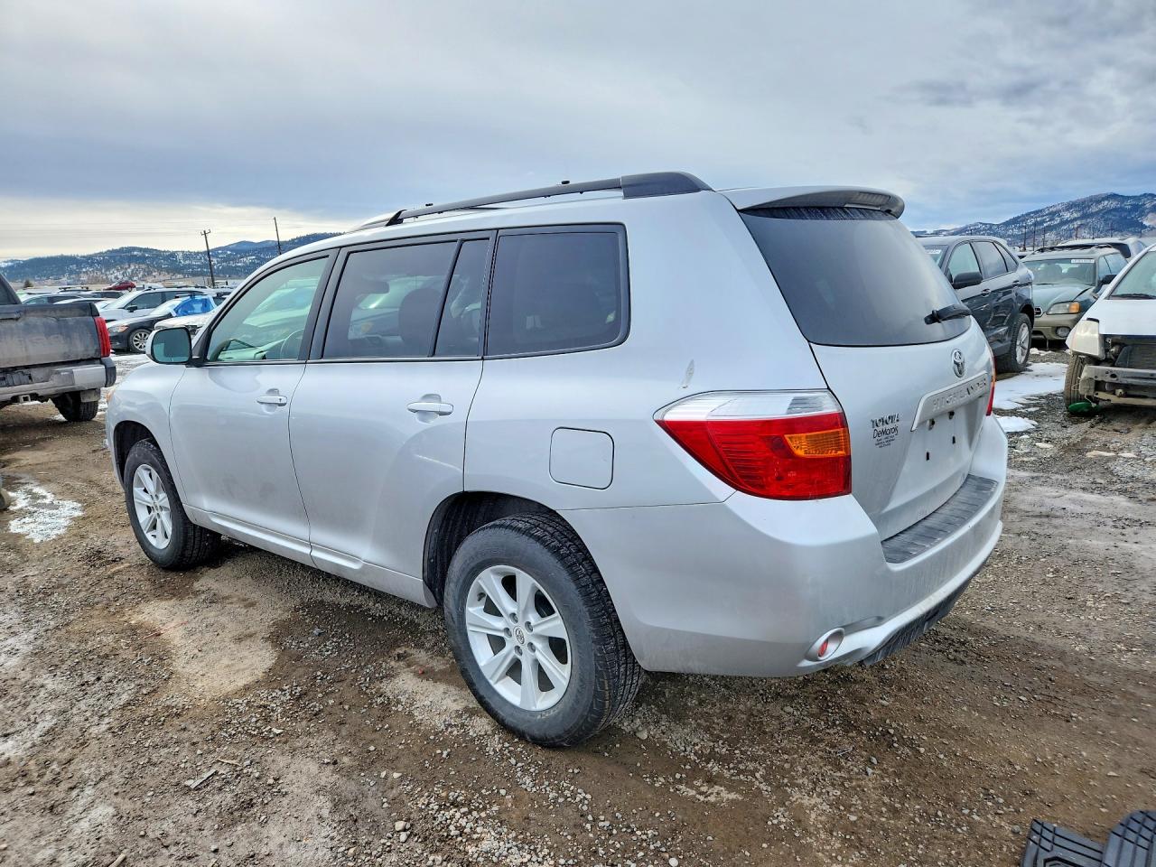 2009 TOYOTA HIGHLANDER BASE photo 2