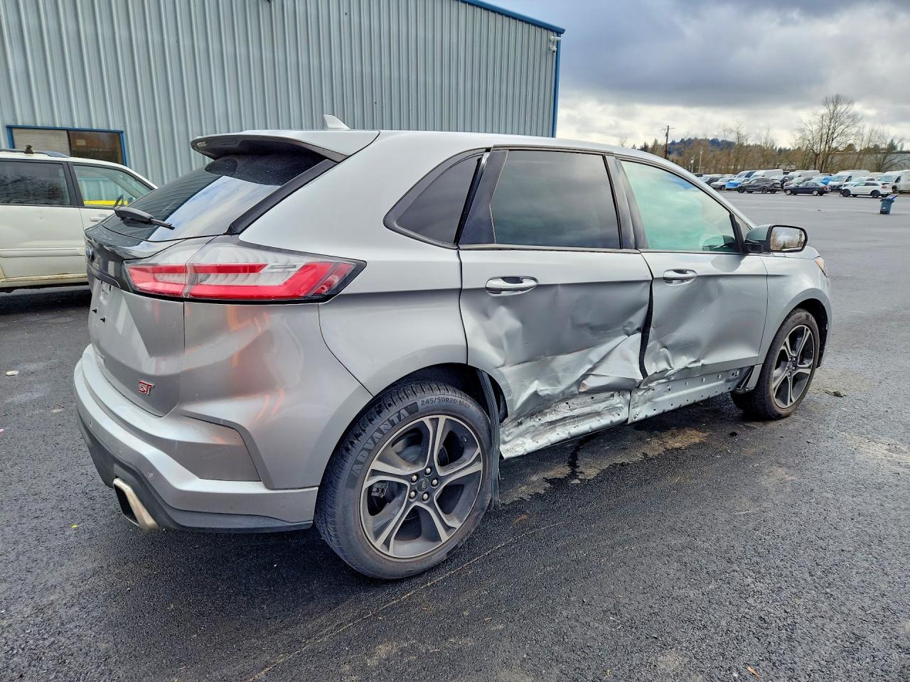 2020 FORD EDGE ST photo 3