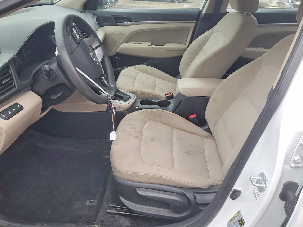 2019 HYUNDAI ELANTRA SEL photo 19