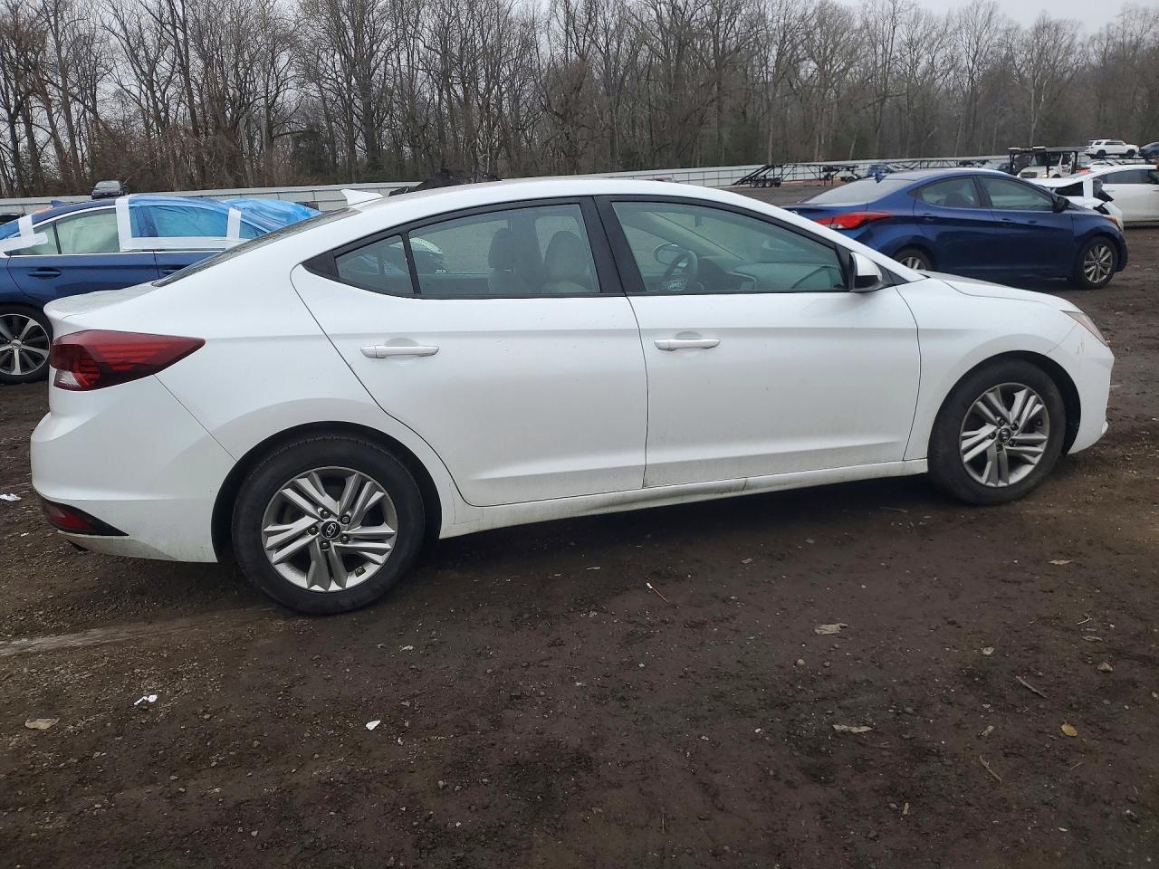 2019 HYUNDAI ELANTRA SEL photo 7