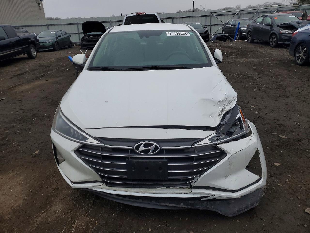 2019 HYUNDAI ELANTRA SEL photo 13