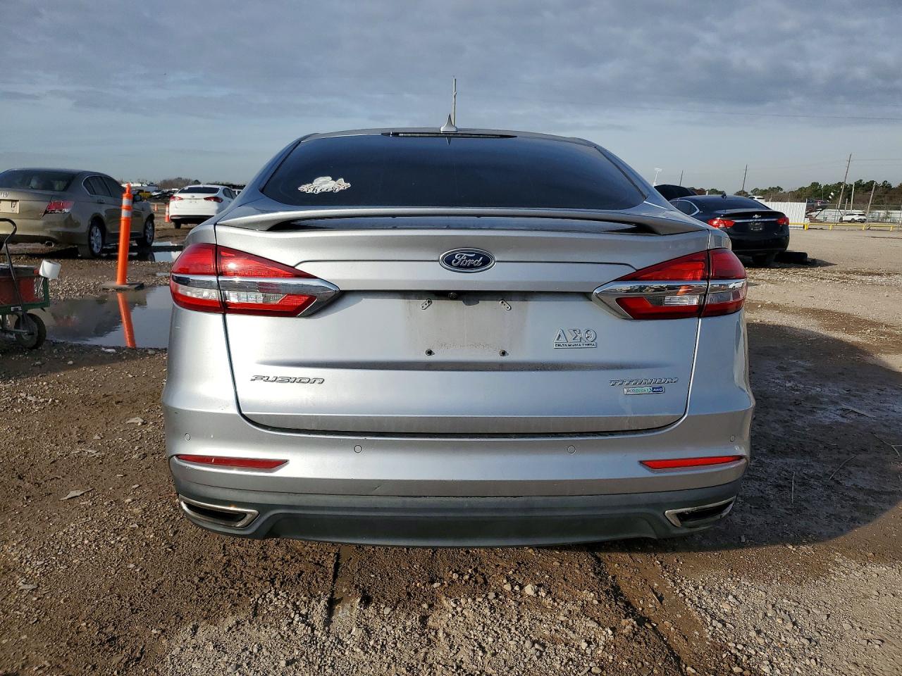 2020 FORD FUSION TITANIUM photo 6