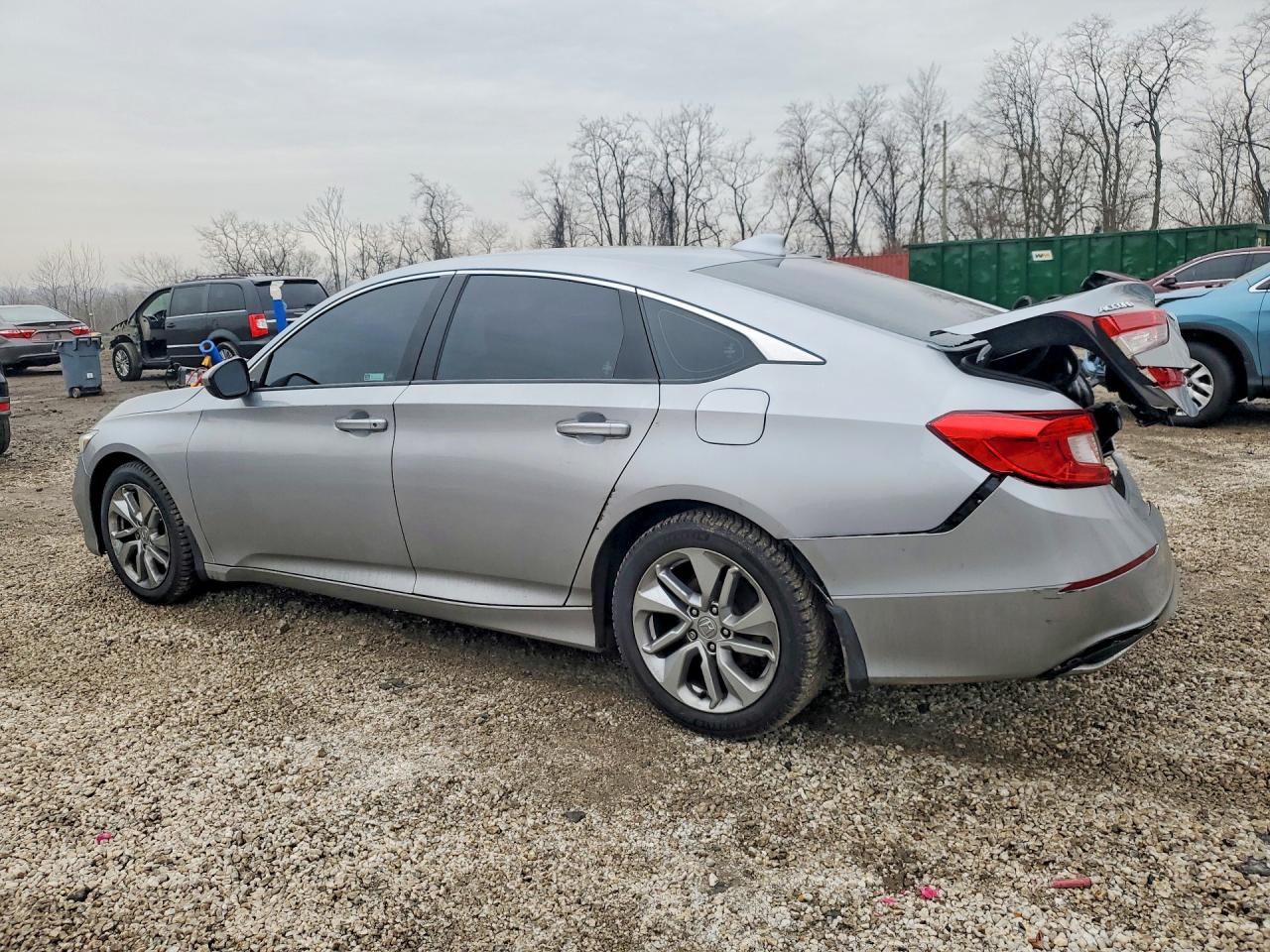 2020 HONDA ACCORD LX photo 3
