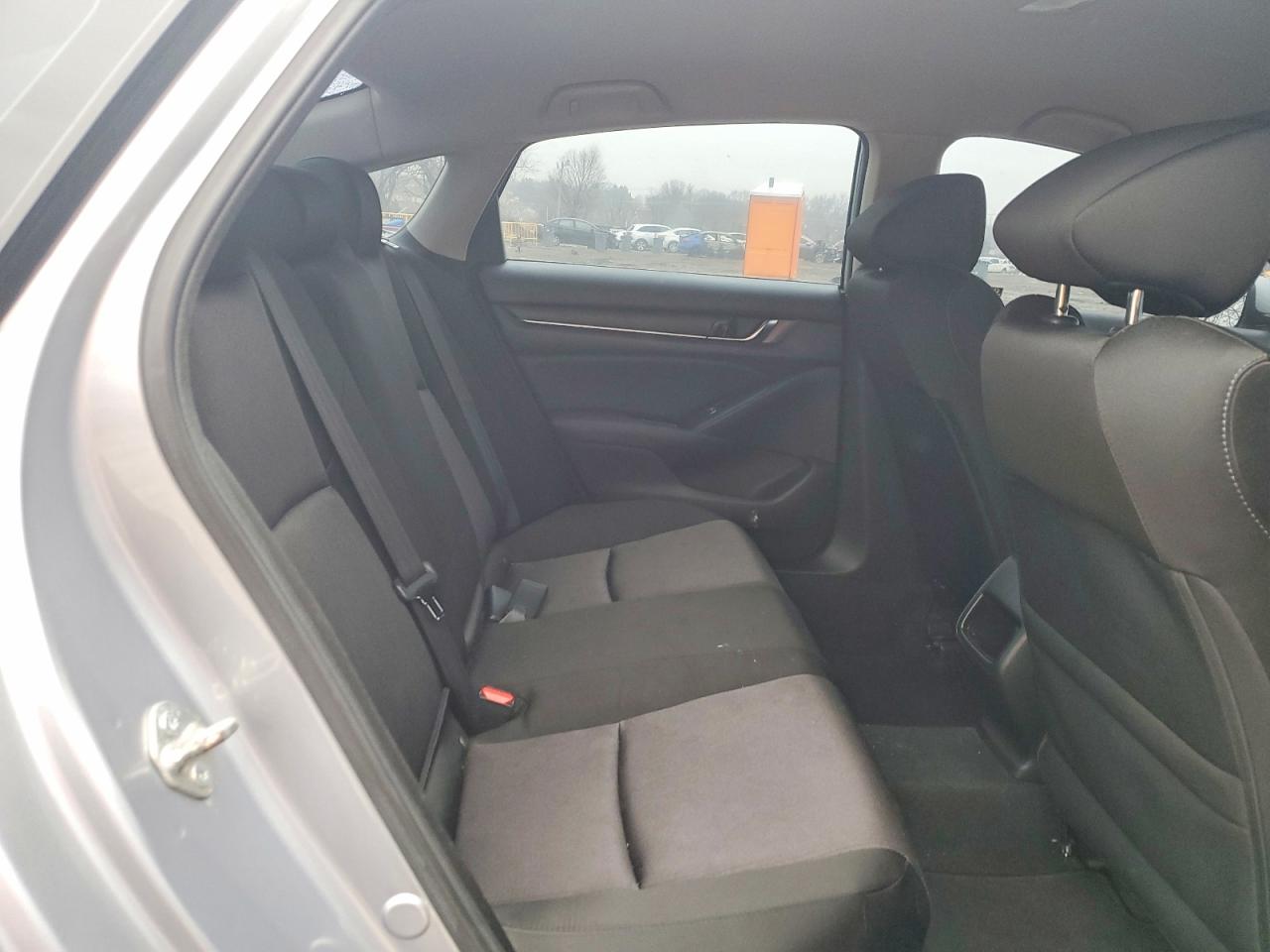 2020 HONDA ACCORD LX photo 19