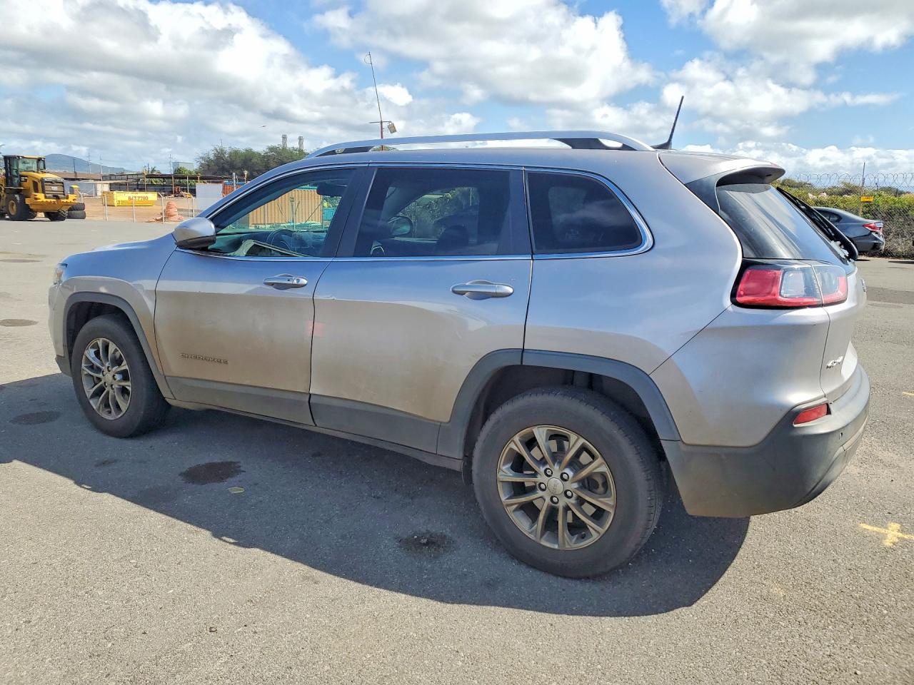 2019 JEEP CHEROKEE LATITUDE PLUS photo 3