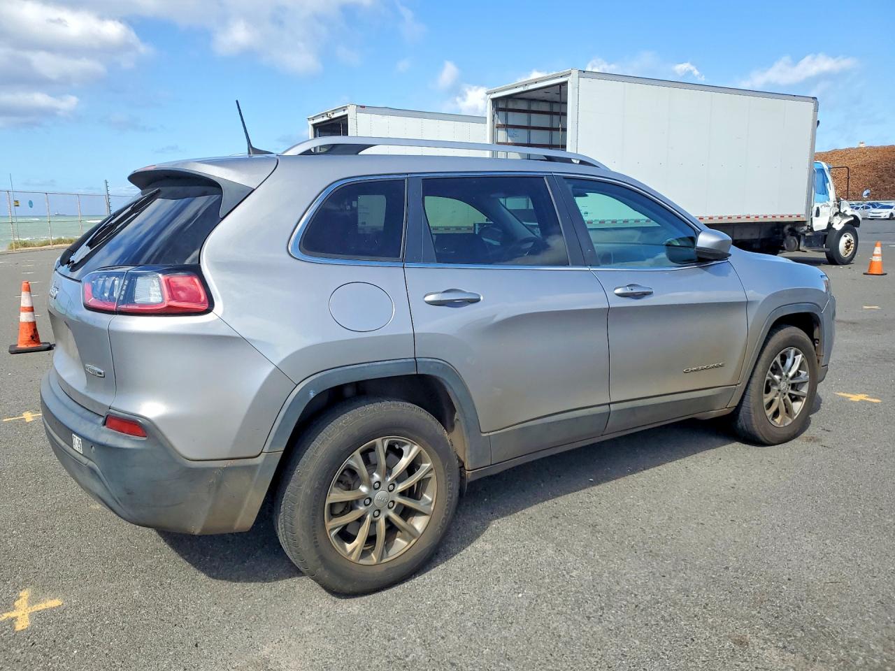 2019 JEEP CHEROKEE LATITUDE PLUS photo 5