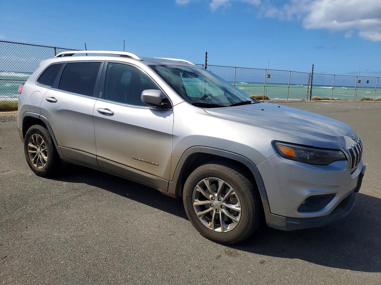 2019 JEEP CHEROKEE LATITUDE PLUS photo 7