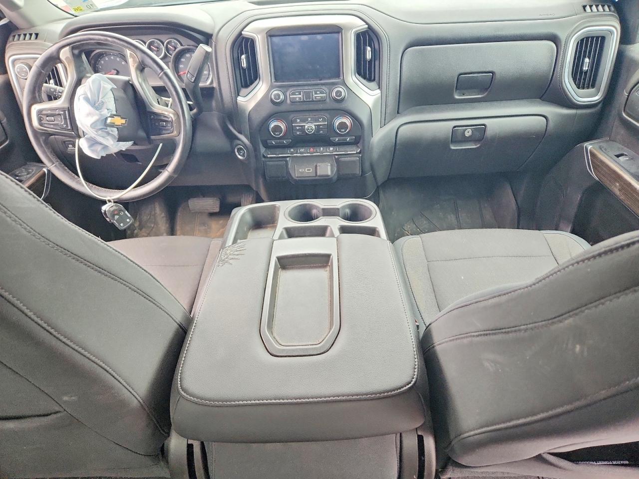 2019 CHEVROLET SILVERADO C1500 LT photo 8