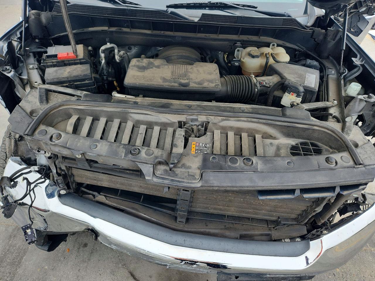2019 CHEVROLET SILVERADO C1500 LT photo 11