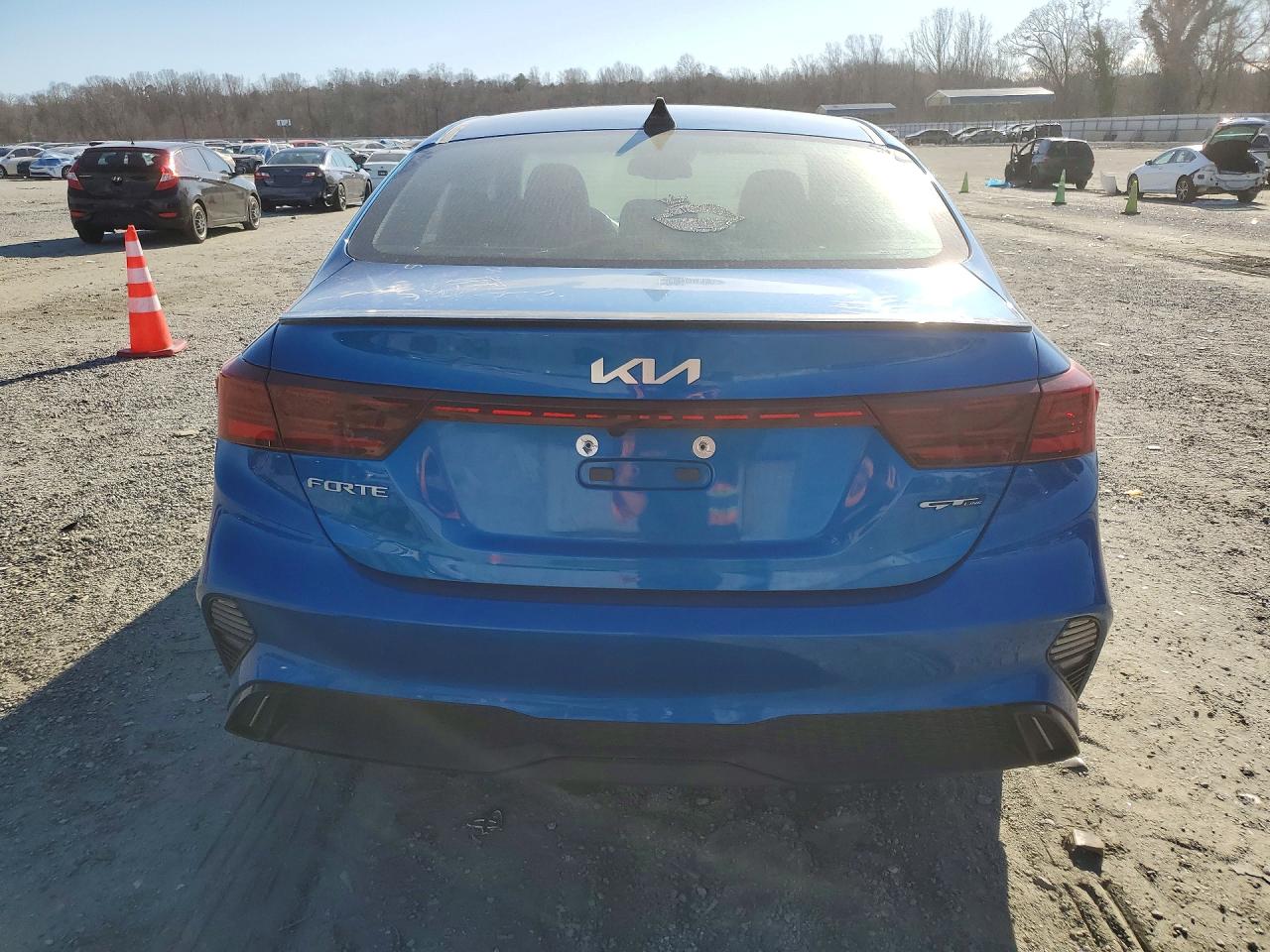 2023 KIA FORTE GT LINE photo 16