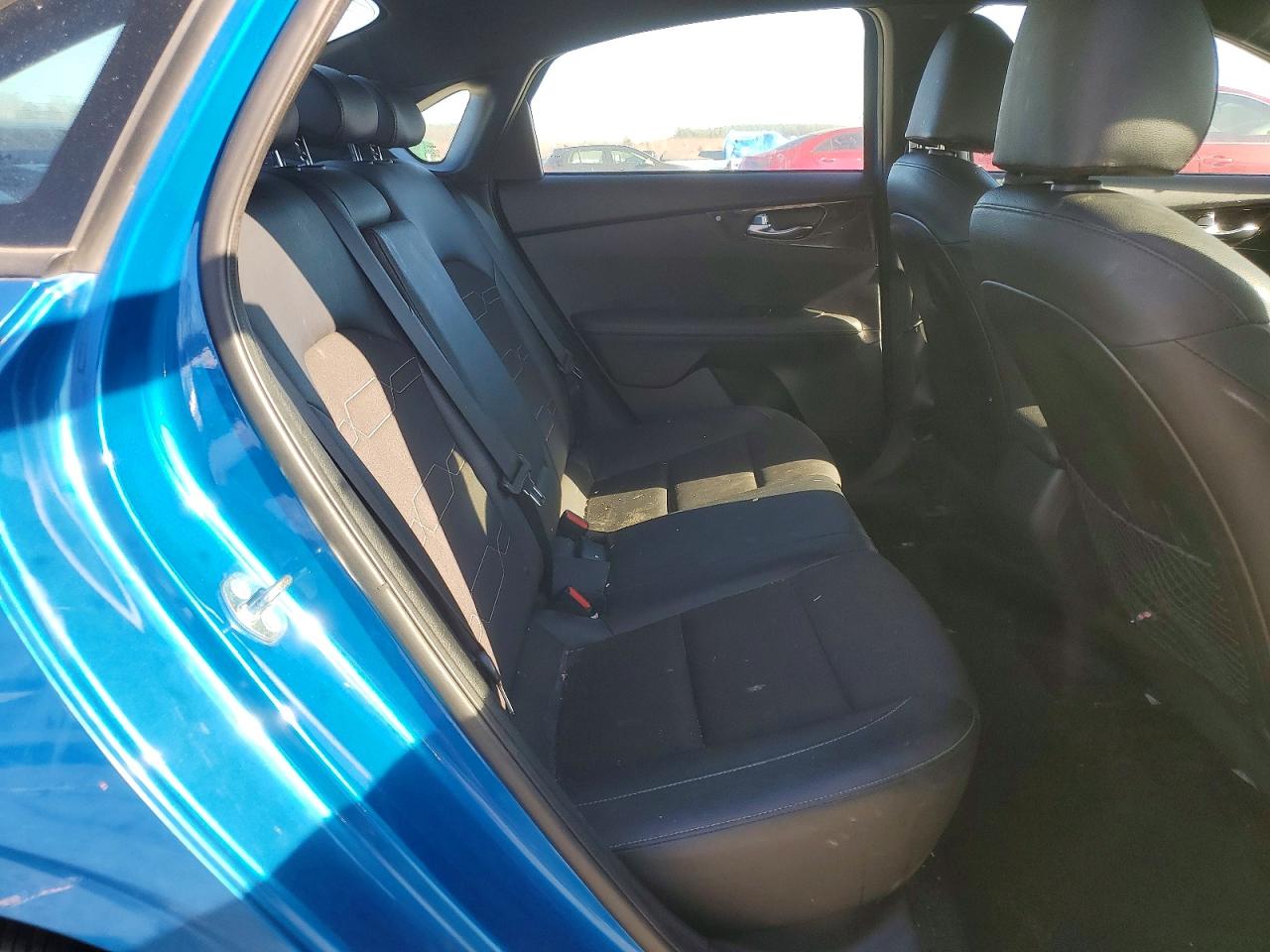 2023 KIA FORTE GT LINE photo 28