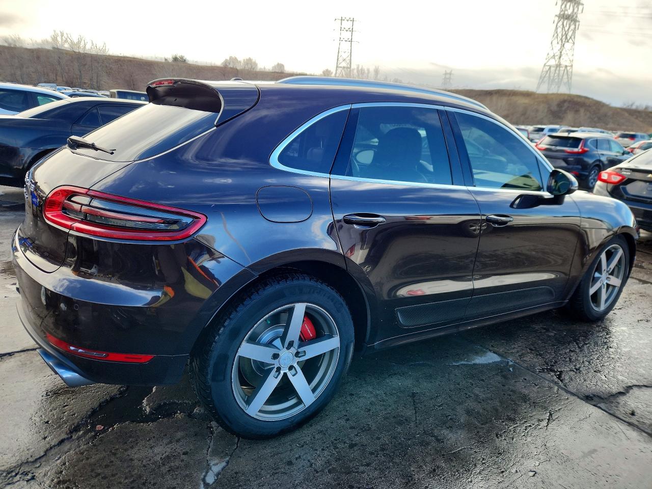 2016 PORSCHE MACAN TURBO photo 3