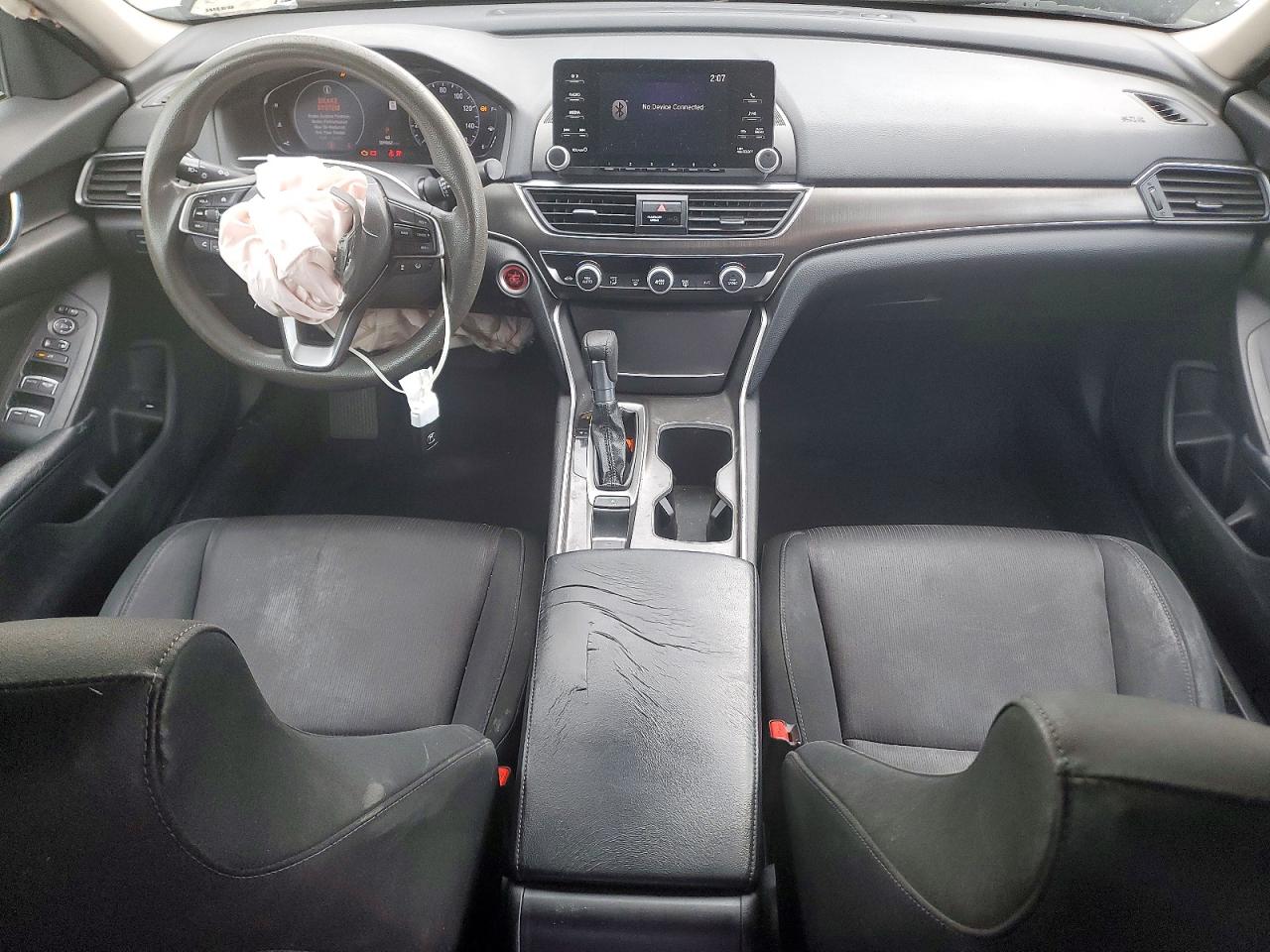 2018 HONDA ACCORD LX photo 15