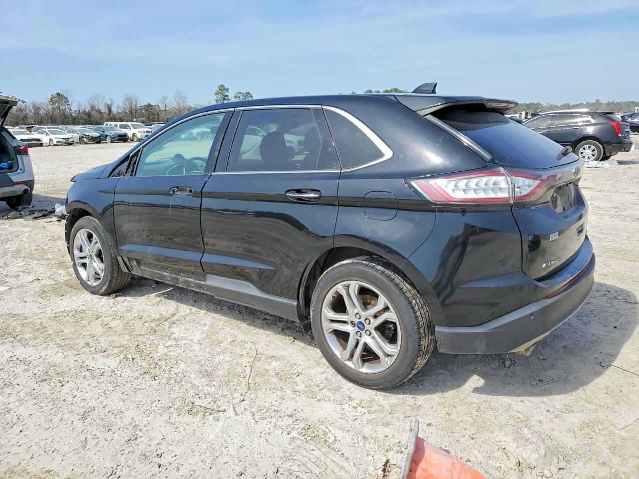 2018 FORD EDGE TITANIUM photo 2