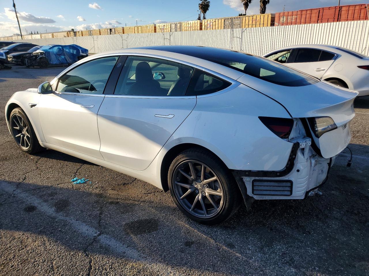 2019 TESLA MODEL 3 photo 2