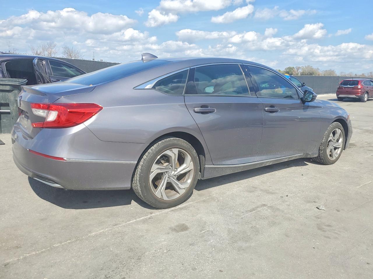 2018 HONDA ACCORD EXL photo 5