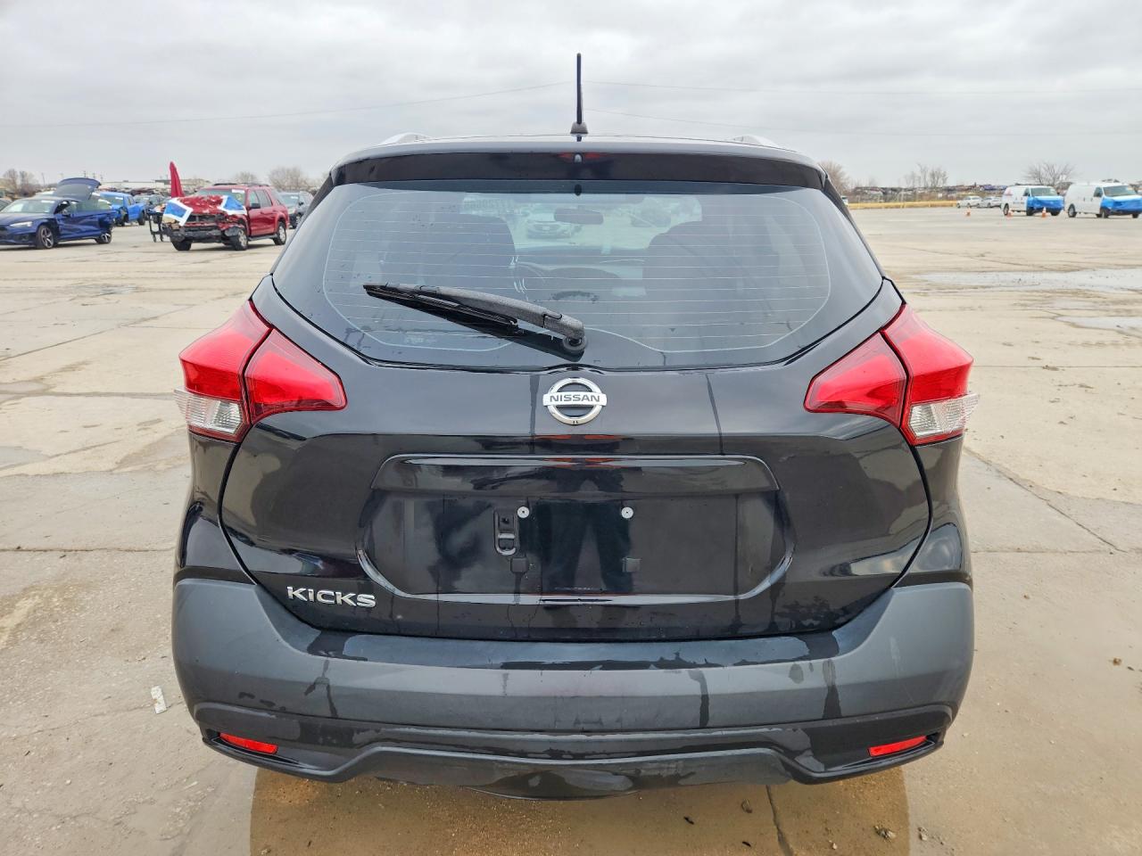 2019 NISSAN KICKS S photo 16