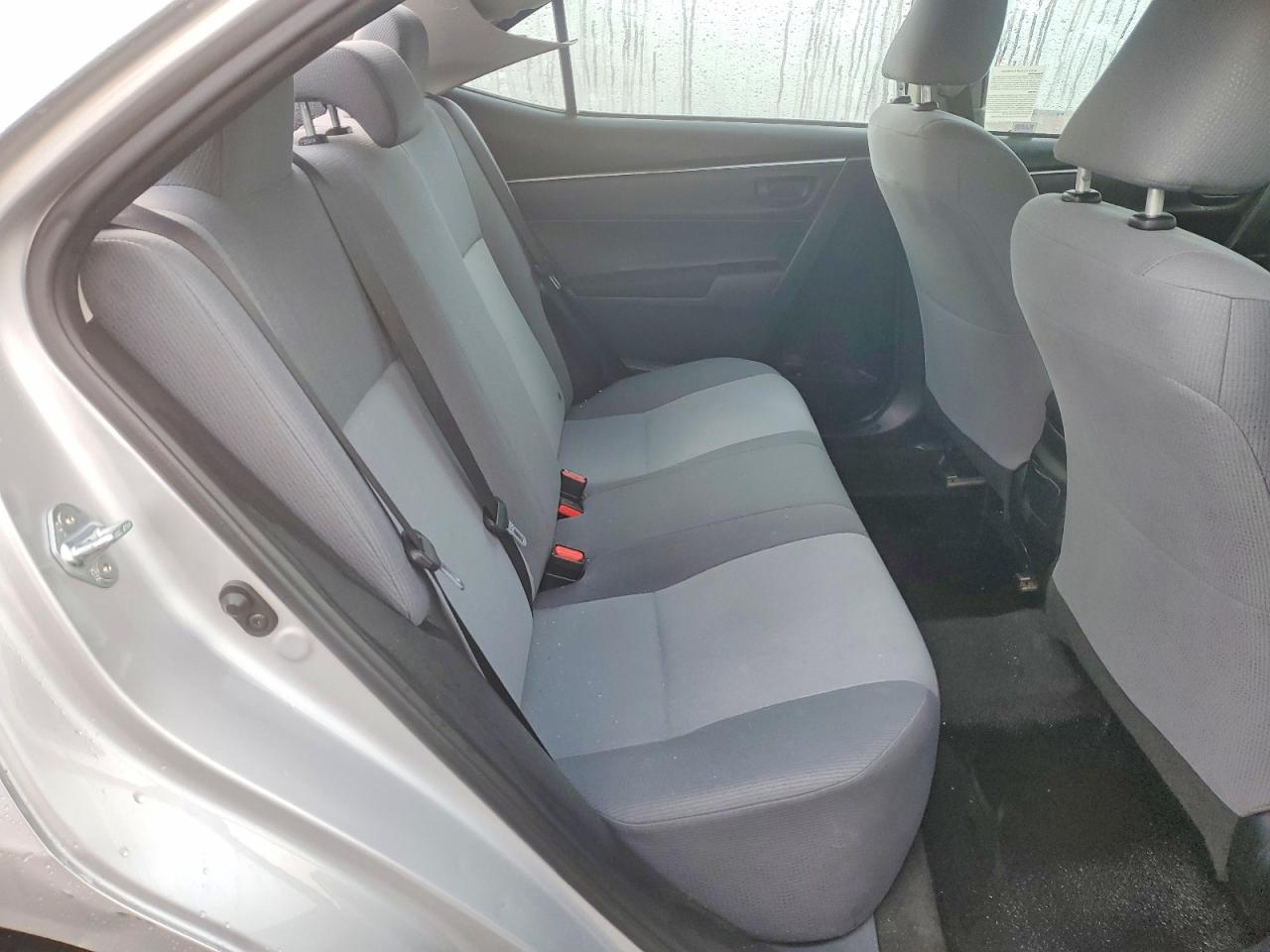 2016 TOYOTA COROLLA L photo 28