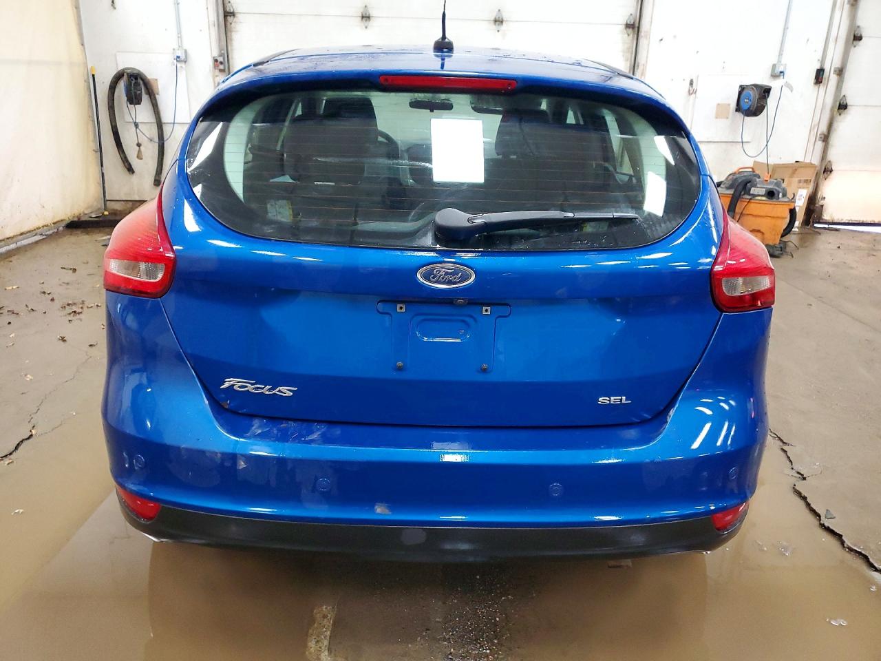 2018 FORD FOCUS SEL photo 11