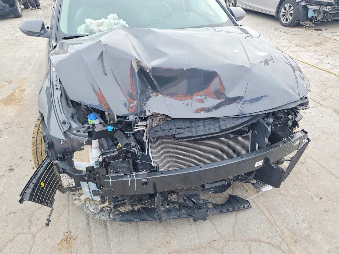2025 HYUNDAI ELANTRA LIMITED photo 31